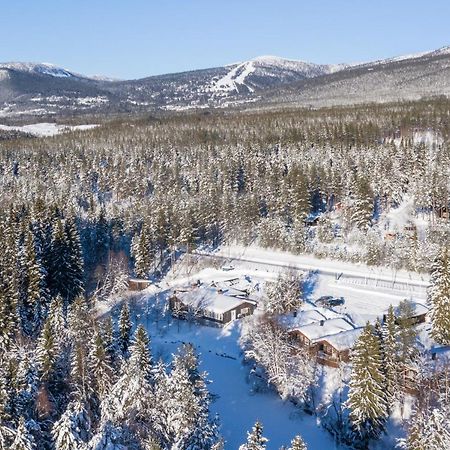 Valkojan Naturby - Timber Cottages แวมดาเลน ภายนอก รูปภาพ
