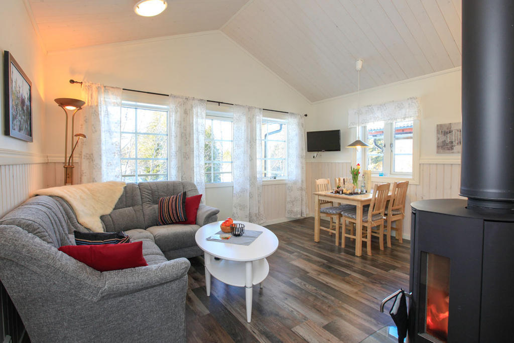 Valkojan Naturby - Timber Cottages แวมดาเลน ห้อง รูปภาพ
